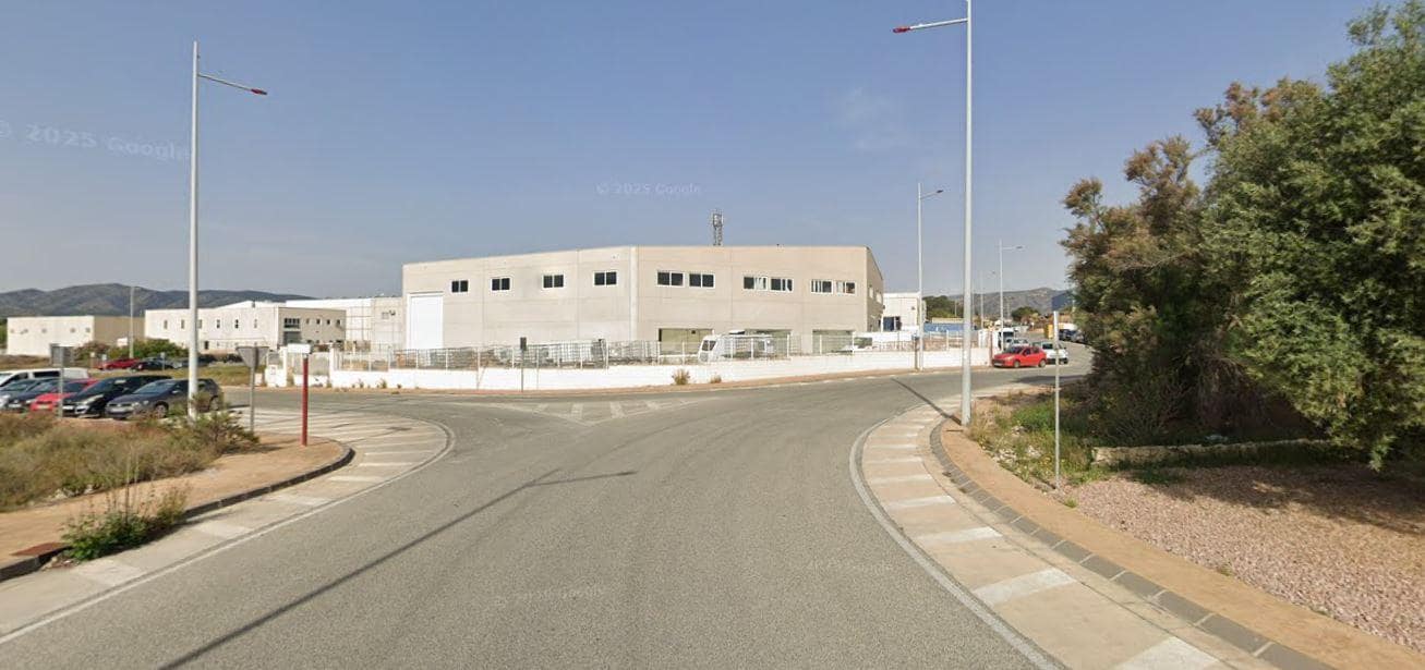 Commercieel te koop in Elda - € 329.800 (Ref: 9503577)