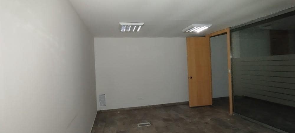 2 sypialnia Biznes na sprzedaż w Oliva - 222 600 € (Ref: 9503580)