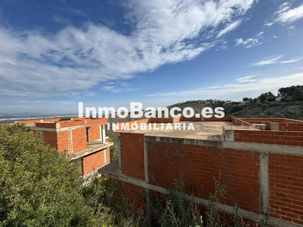 4 bedroom Villa for sale in Torrent - € 230,000 (Ref: 9504736)