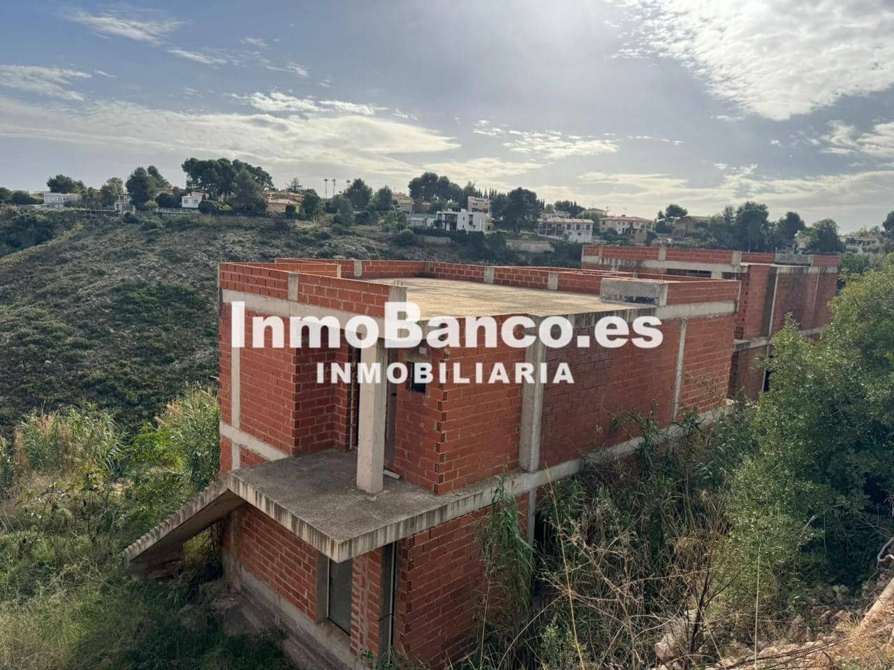 4 bedroom Villa for sale in Torrent - € 230,000 (Ref: 9504736)