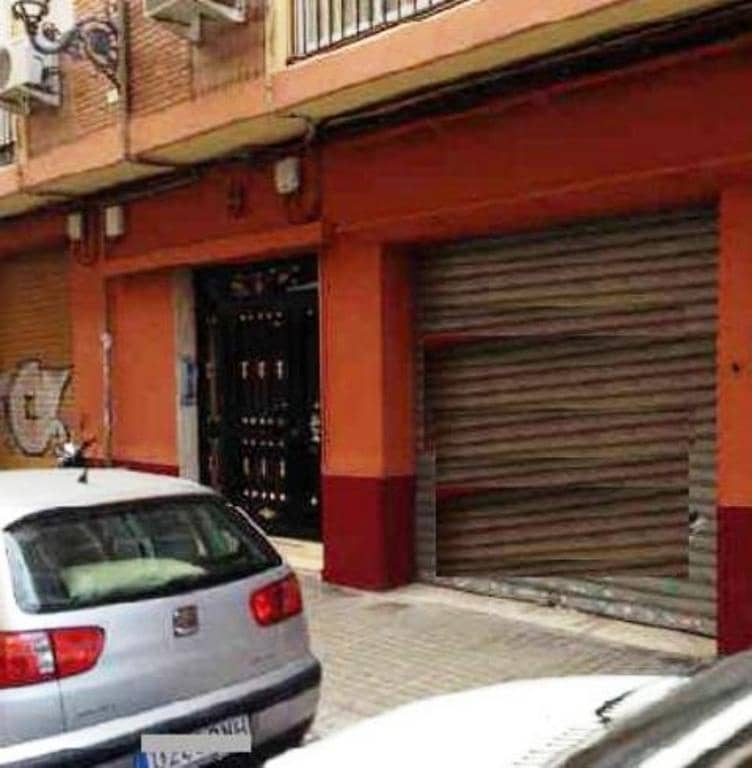 1 slaapkamer Bedrijf te koop in Valencia stad - € 159.000 (Ref: 9506353)