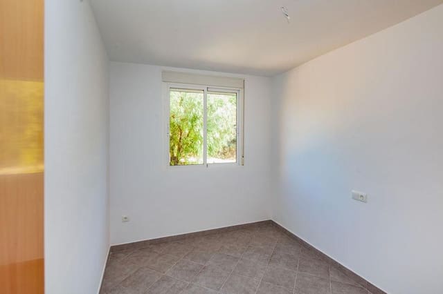 3 soverom Villa til salgs i Gilet - € 300 000 (Ref: 9506354)