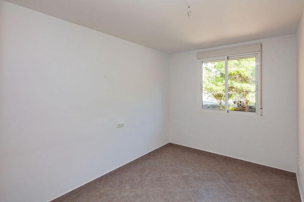 3 soverom Villa til salgs i Gilet - € 300 000 (Ref: 9506354)