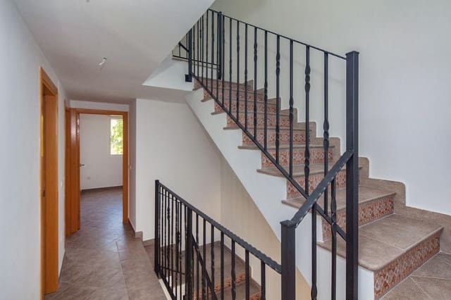 3 soverom Villa til salgs i Gilet - € 300 000 (Ref: 9506354)