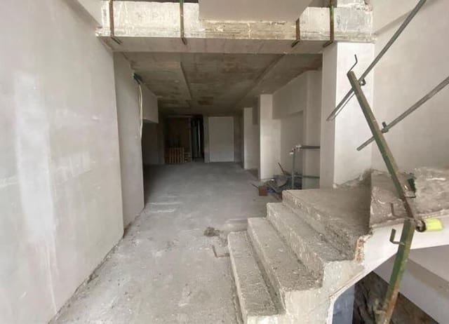 2 makuuhuone Yritys myytävänä paikassa Gandia - 144 000 € (Ref: 9511328)