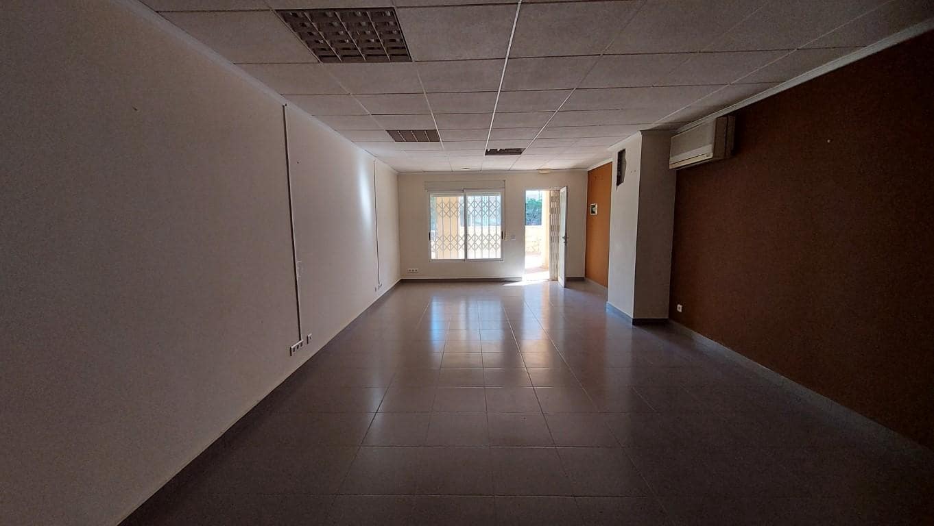 3 quarto Empresa para venda em Cullera - 155 000 € (Ref: 9516373)