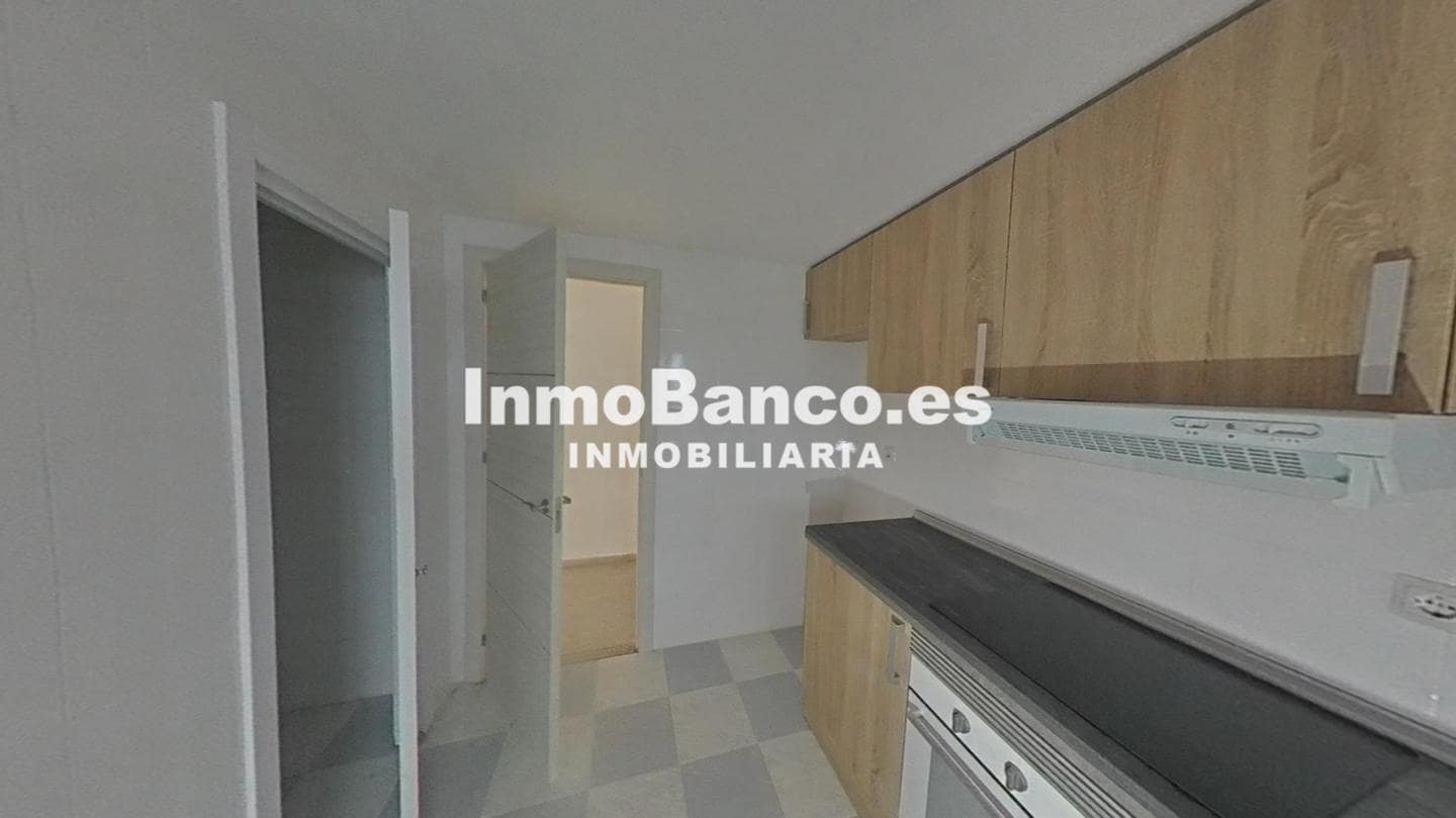 4 makuuhuone Asunto myytävänä paikassa Valencia kaupunki - 198 000 € (Ref: 9523074)