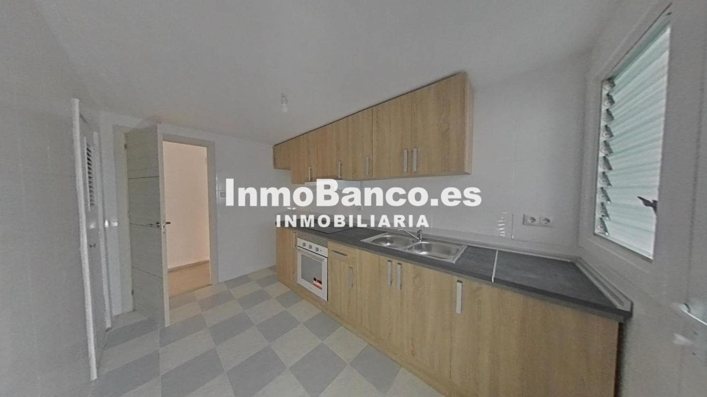 4 makuuhuone Asunto myytävänä paikassa Valencia kaupunki - 198 000 € (Ref: 9523074)