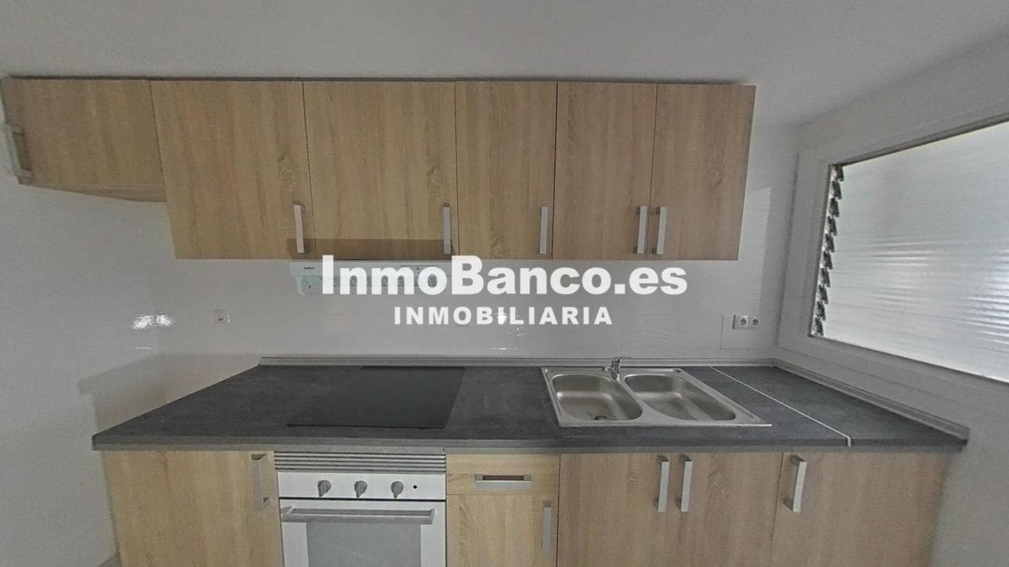 4 makuuhuone Asunto myytävänä paikassa Valencia kaupunki - 198 000 € (Ref: 9523074)