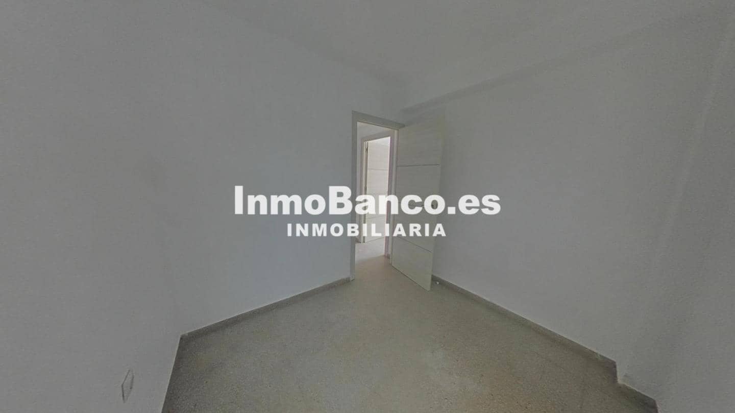 4 makuuhuone Asunto myytävänä paikassa Valencia kaupunki - 198 000 € (Ref: 9523074)