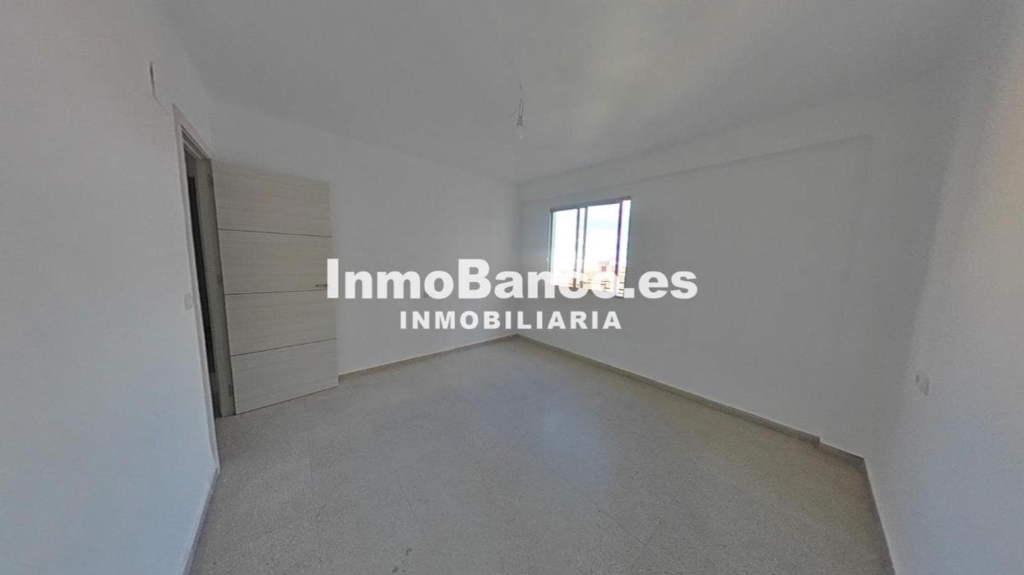 4 makuuhuone Asunto myytävänä paikassa Valencia kaupunki - 198 000 € (Ref: 9523074)