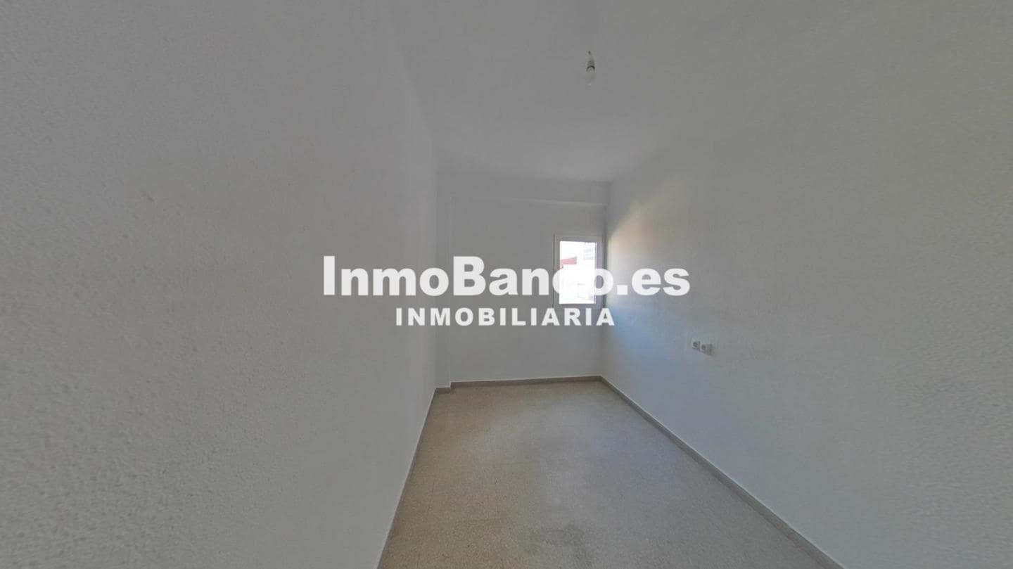 4 makuuhuone Asunto myytävänä paikassa Valencia kaupunki - 198 000 € (Ref: 9523074)