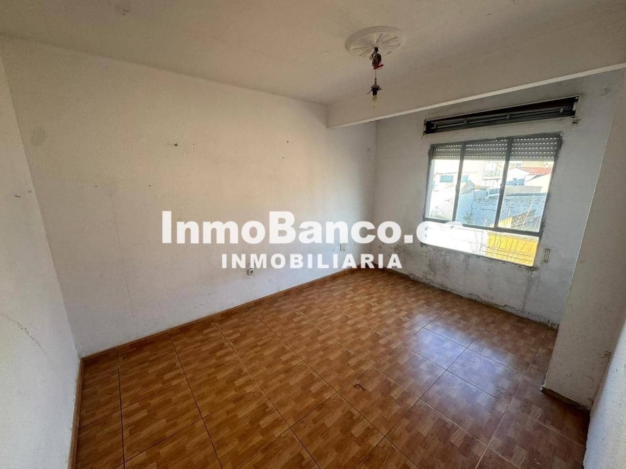 3 soverom Leilighet til salgs i Chiva - € 82 000 (Ref: 9524703)