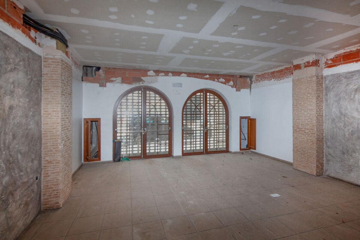 4 sovrum Företag till salu i Bunol - 369 000 € (Ref: 9525509)