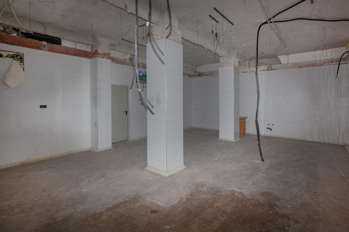 4 sovrum Företag till salu i Bunol - 369 000 € (Ref: 9525509)