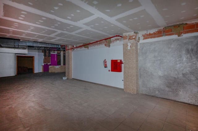 4 sovrum Företag till salu i Buñol - 369 000 € (Ref: 9525509)