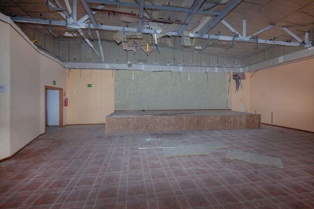 4 sovrum Företag till salu i Buñol - 369 000 € (Ref: 9525509)