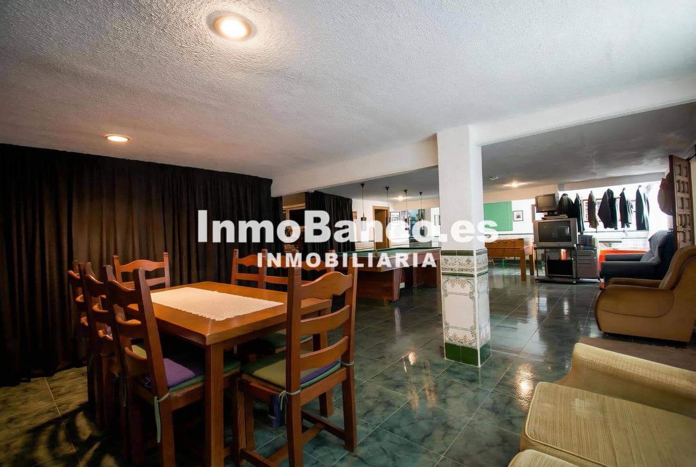 4 bedroom Villa for sale in Torrent with pool garage - € 475,000 (Ref: 9525510)