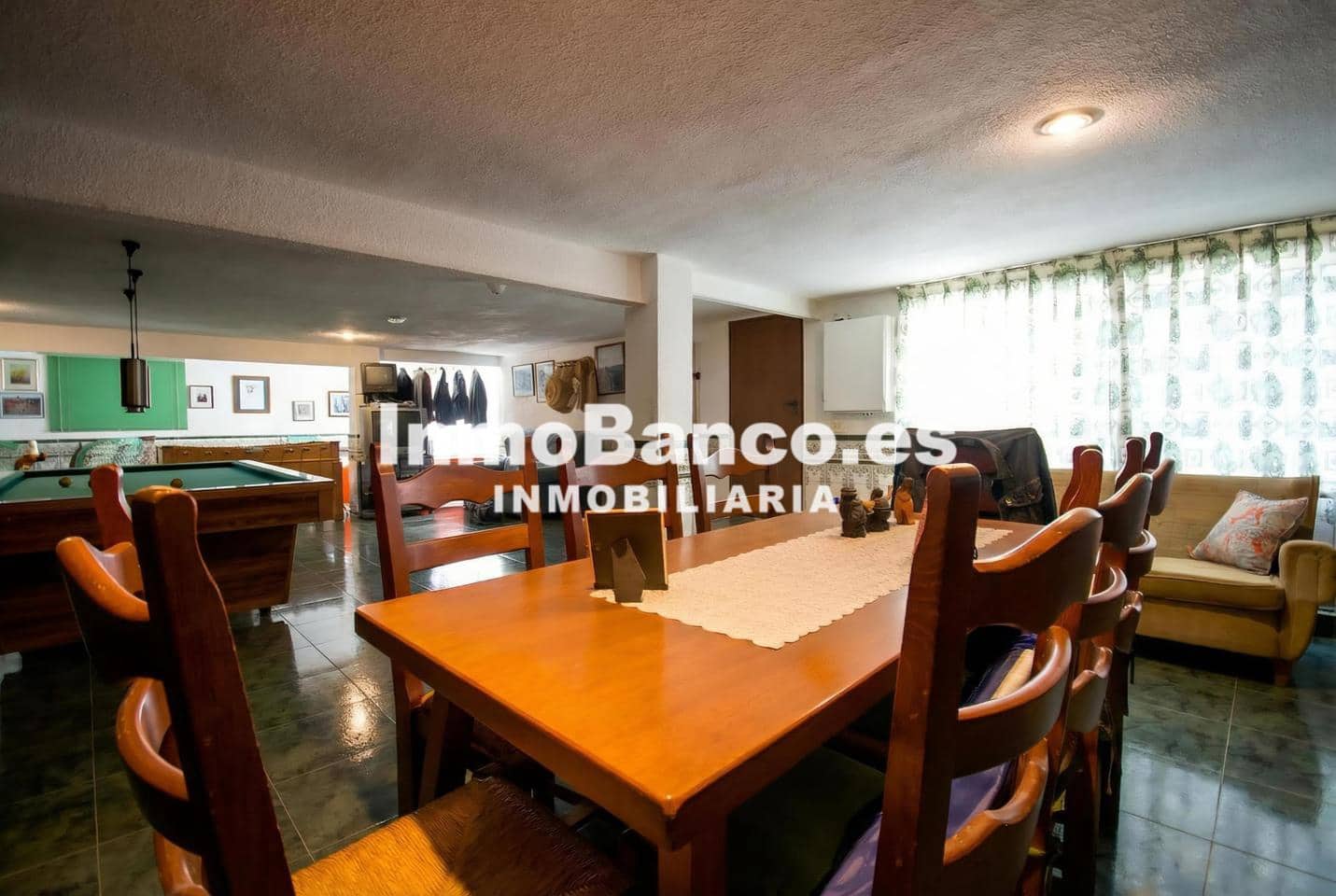 4 bedroom Villa for sale in Torrent with pool garage - € 475,000 (Ref: 9525510)