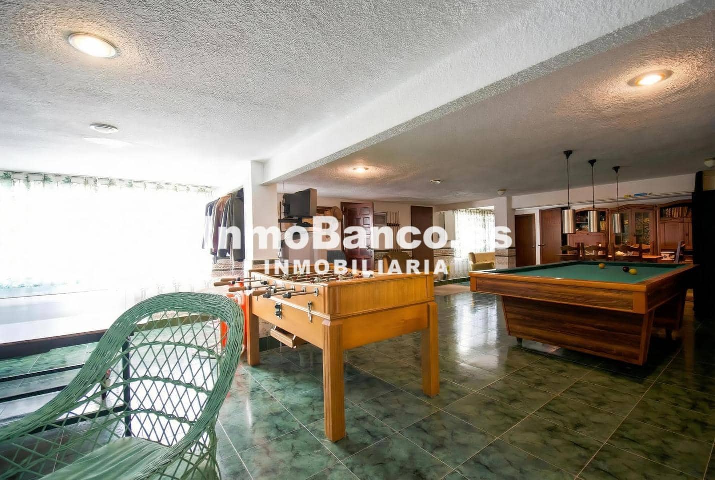 4 bedroom Villa for sale in Torrent with pool garage - € 475,000 (Ref: 9525510)