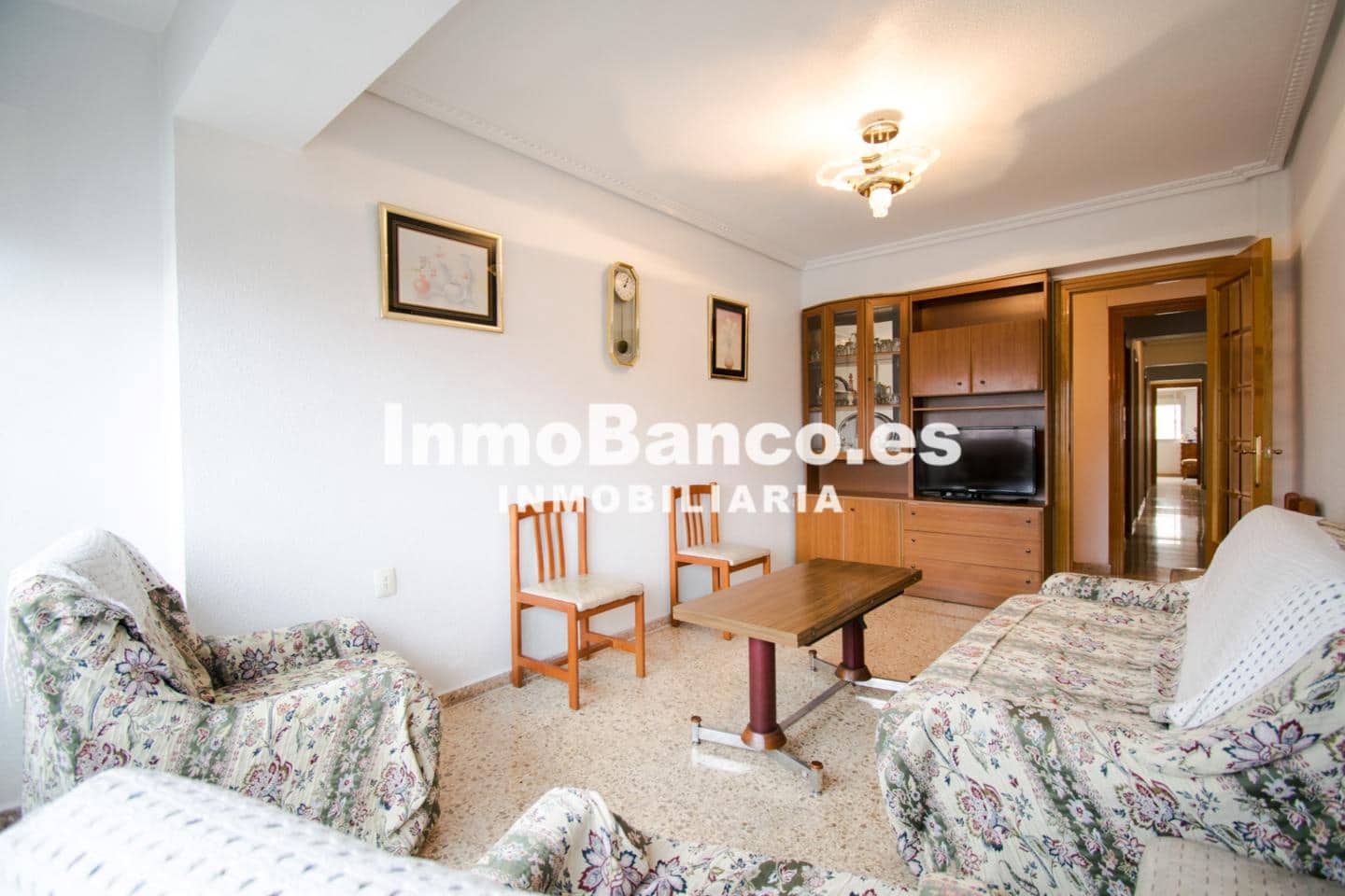 4 makuuhuone Asunto vuokrattavana paikassa Valencia kaupunki mukana 
autotalli - 1 900 € (Ref: 9525709)