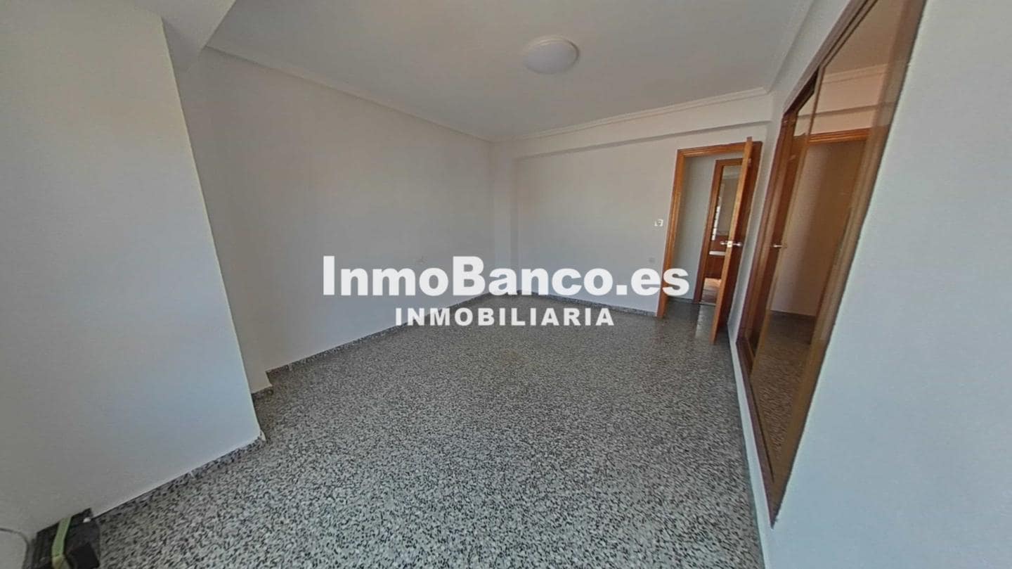 4 makuuhuone Asunto myytävänä paikassa Valencia kaupunki - 204 500 € (Ref: 9525812)