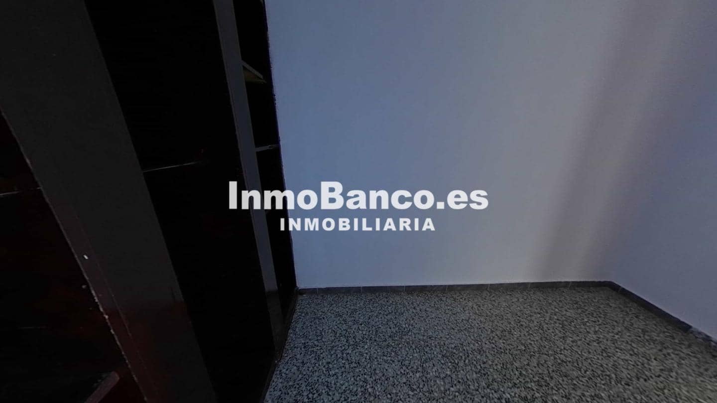 4 makuuhuone Asunto myytävänä paikassa Valencia kaupunki - 204 500 € (Ref: 9525812)