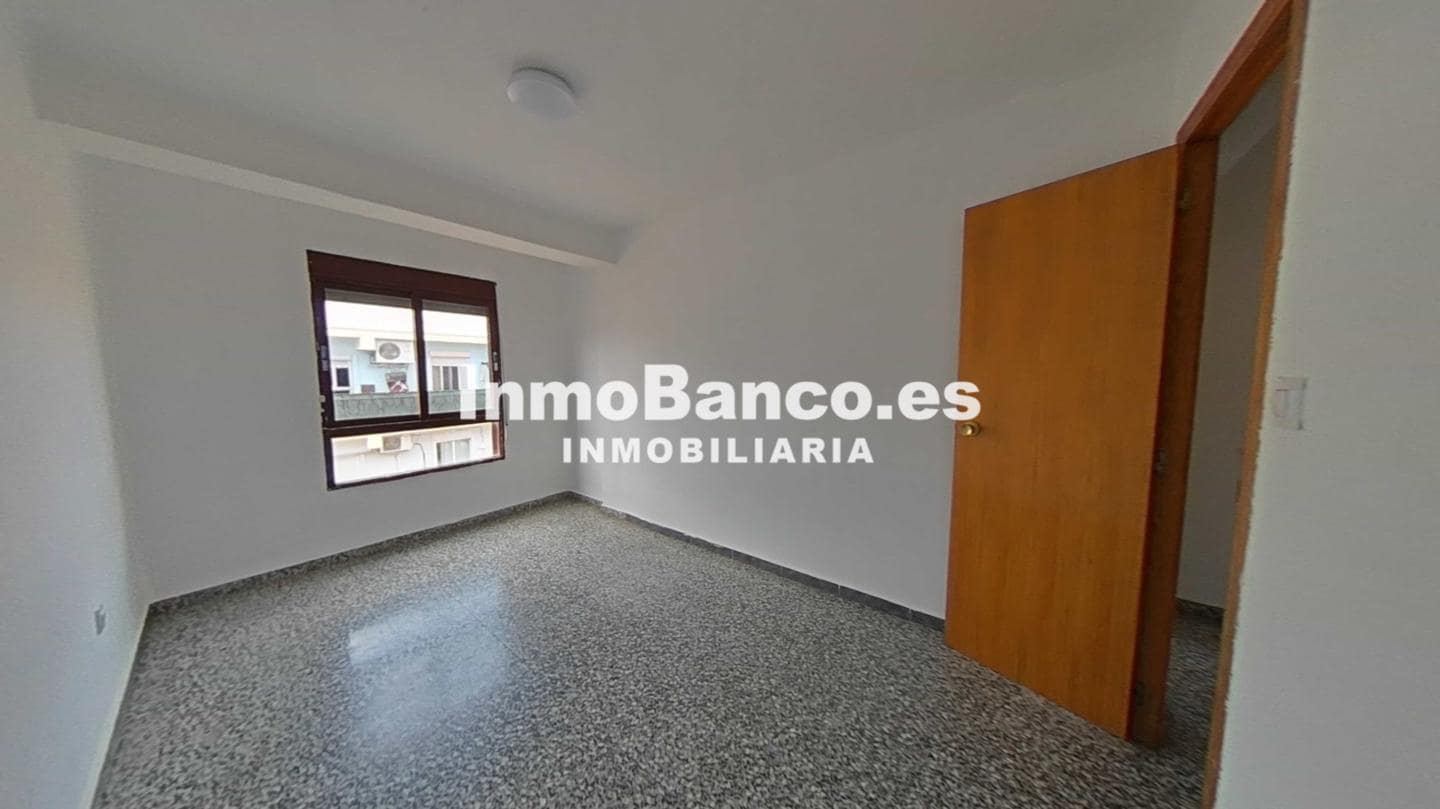 4 makuuhuone Asunto myytävänä paikassa Valencia kaupunki - 204 500 € (Ref: 9525812)