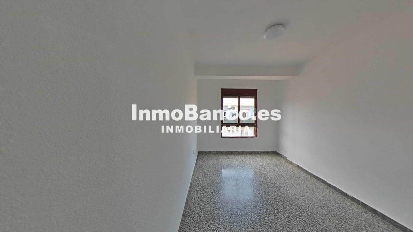 4 makuuhuone Asunto myytävänä paikassa Valencia kaupunki - 204 500 € (Ref: 9525812)