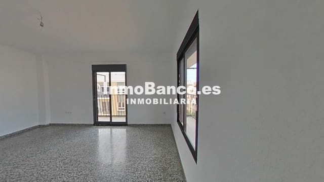 4 makuuhuone Asunto myytävänä paikassa Torrefiel, Valencia kaupunki - 204 500 € (Ref: 9525812)