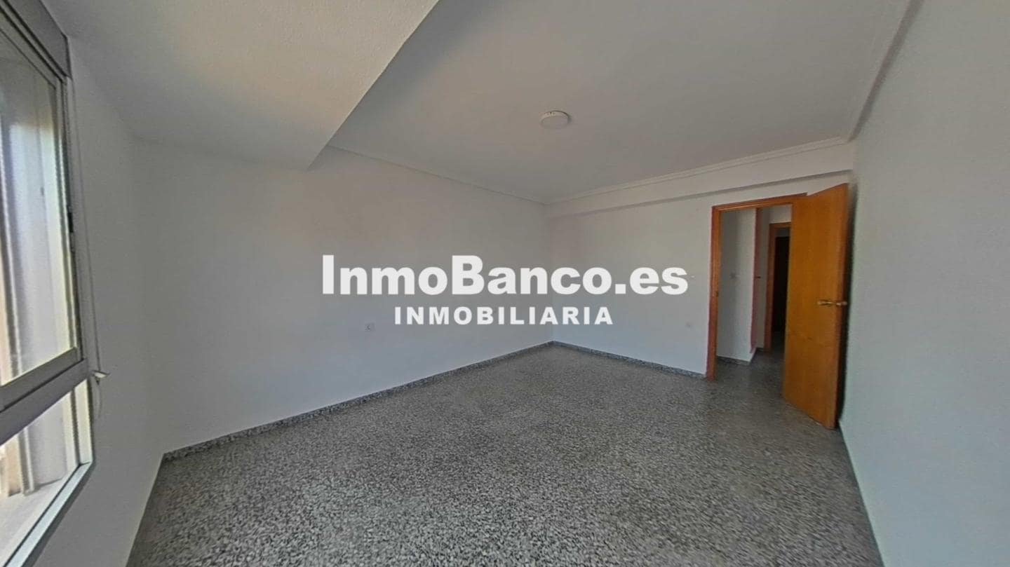 4 makuuhuone Asunto myytävänä paikassa Valencia kaupunki - 204 500 € (Ref: 9525812)