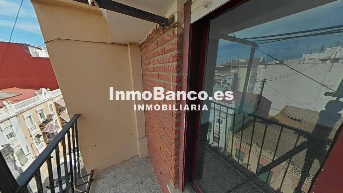 4 makuuhuone Asunto myytävänä paikassa Valencia kaupunki - 204 500 € (Ref: 9525812)