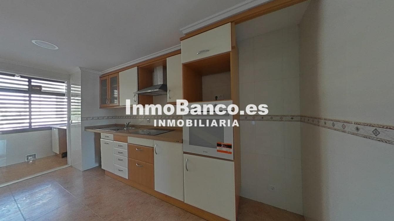 3 bedroom Flat for sale in Valencia city - € 385,000 (Ref: 9528416)