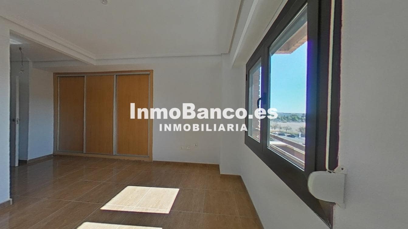 3 bedroom Flat for sale in Valencia city - € 385,000 (Ref: 9528416)