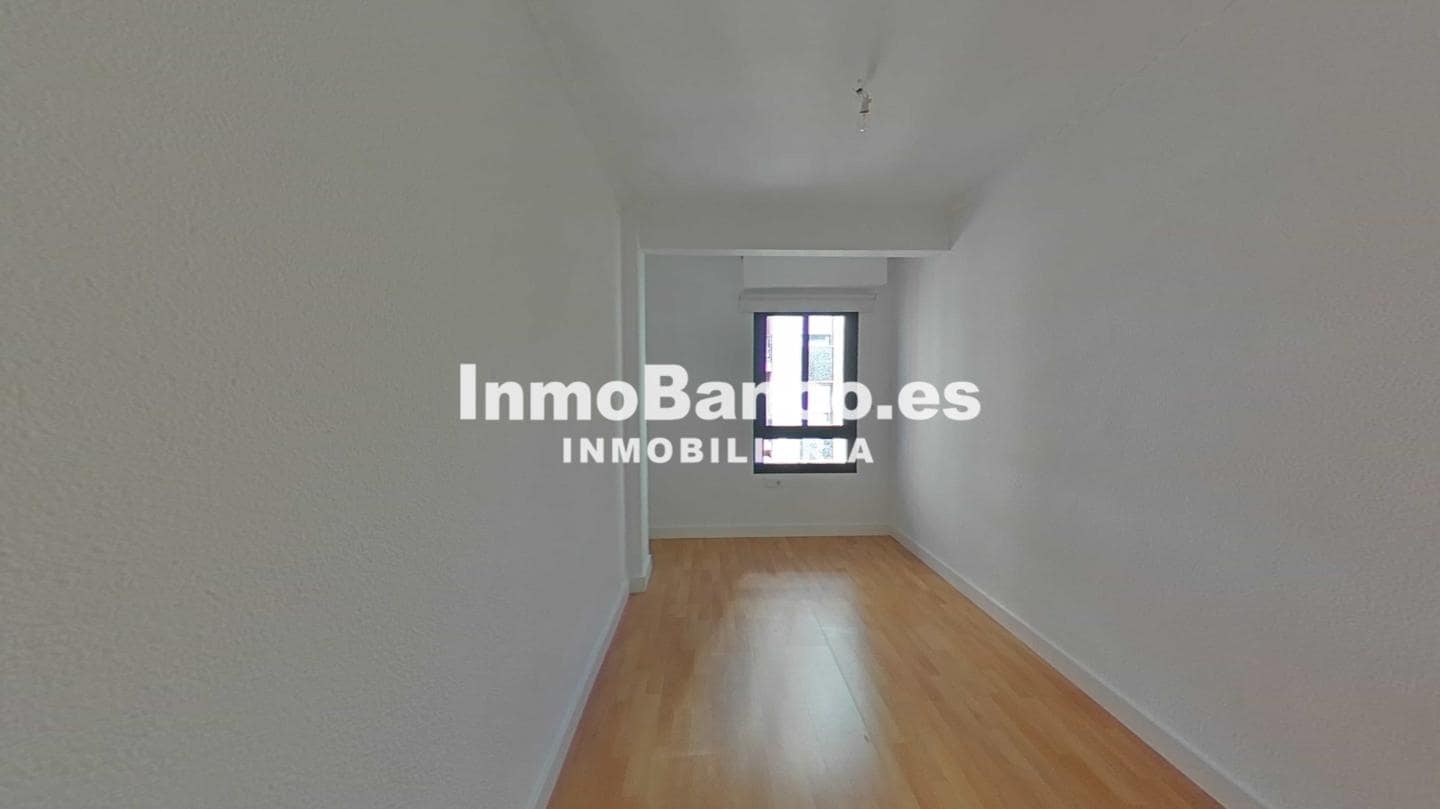 4 sovrum Lägenhet till salu i Valencia stad - 180 500 € (Ref: 9529092)