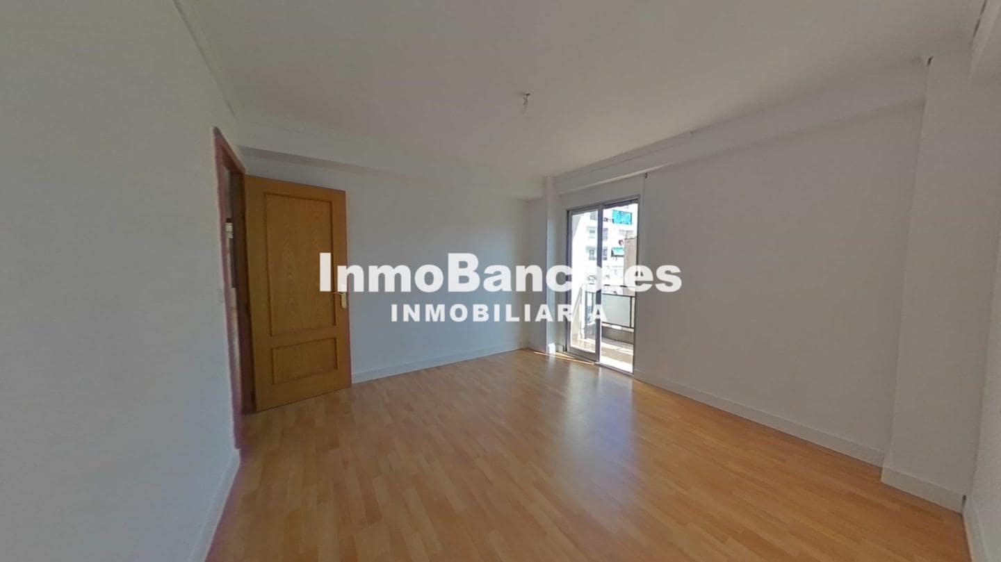 4 sovrum Lägenhet till salu i Valencia stad - 180 500 € (Ref: 9529092)