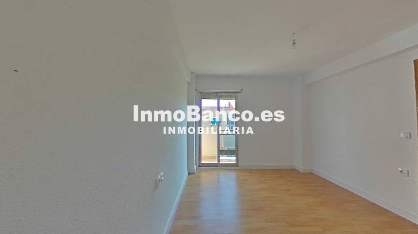 4 sovrum Lägenhet till salu i Valencia stad - 180 500 € (Ref: 9529092)