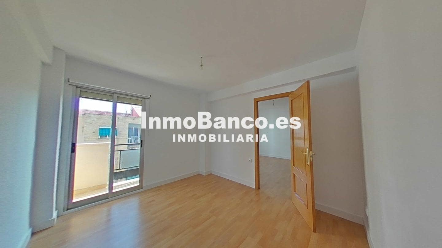 4 sovrum Lägenhet till salu i Valencia stad - 180 500 € (Ref: 9529092)