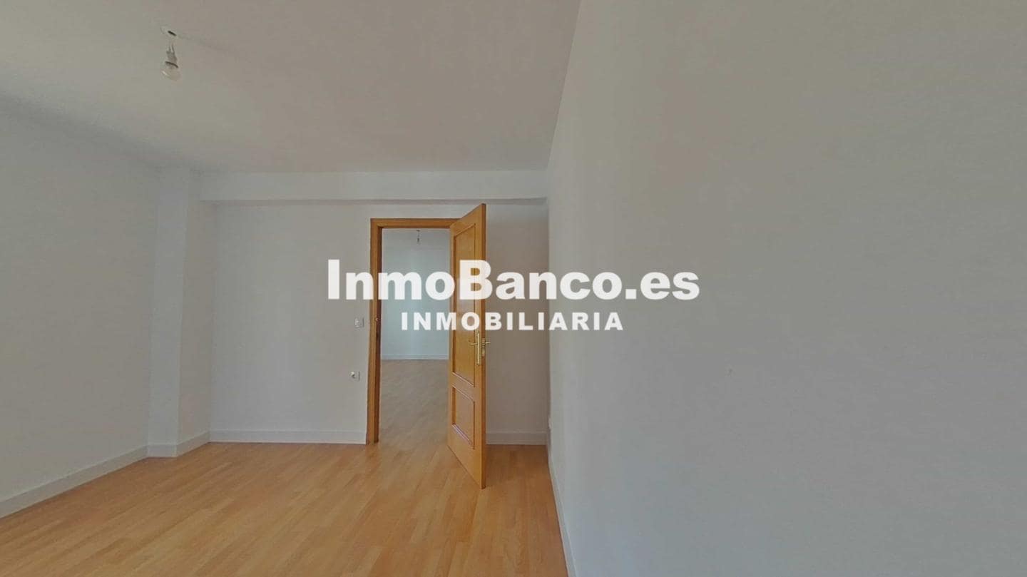 4 sovrum Lägenhet till salu i Valencia stad - 180 500 € (Ref: 9529092)