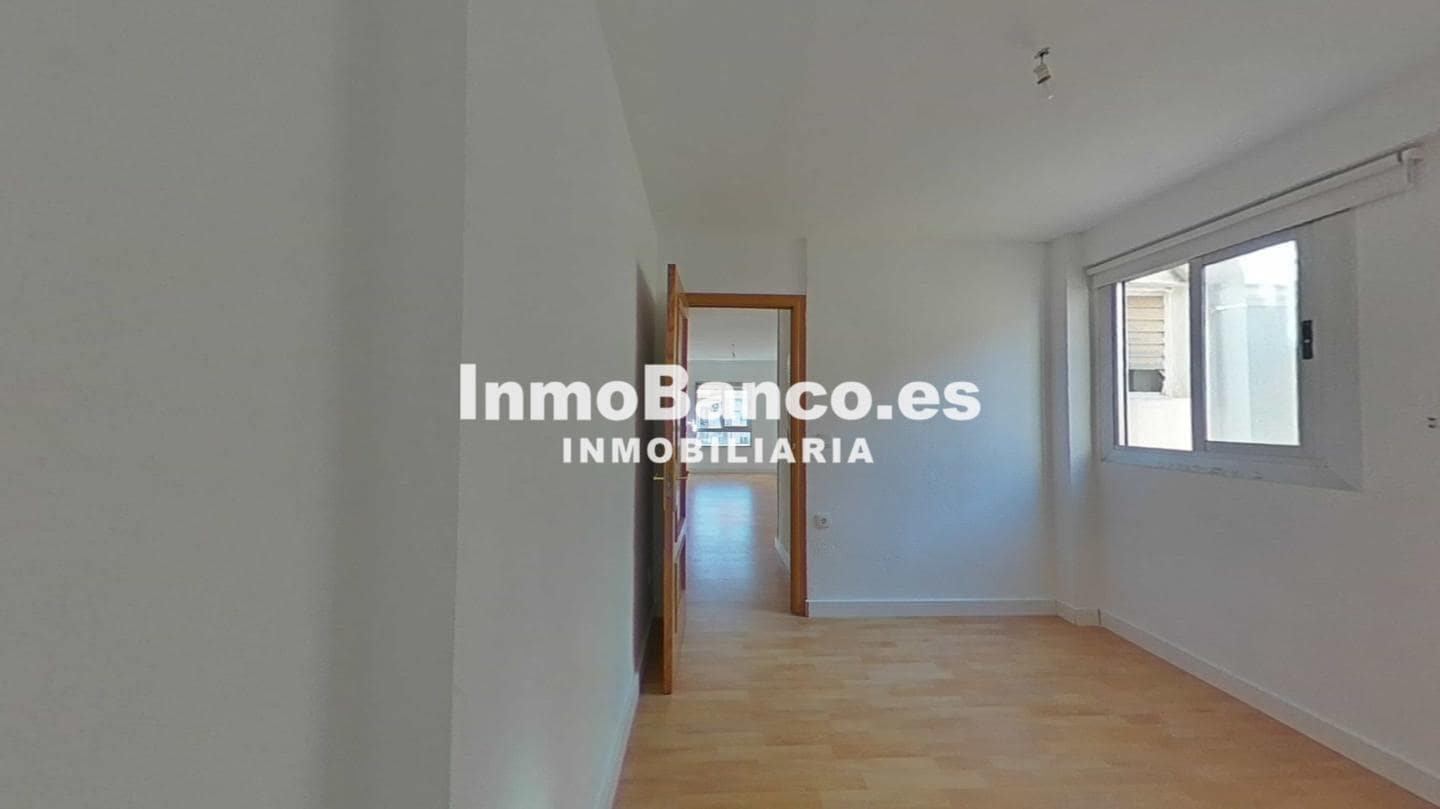 4 sovrum Lägenhet till salu i Valencia stad - 180 500 € (Ref: 9529092)