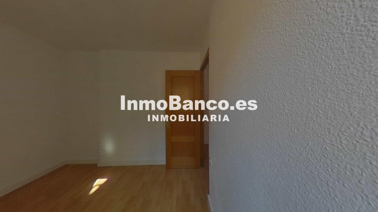 4 sovrum Lägenhet till salu i Valencia stad - 180 500 € (Ref: 9529092)