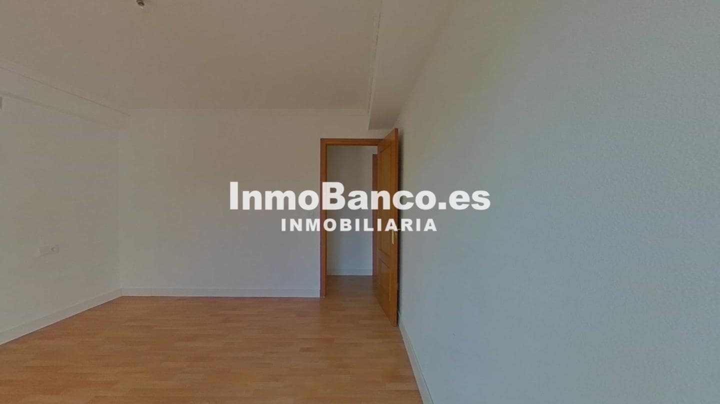 4 sovrum Lägenhet till salu i Valencia stad - 180 500 € (Ref: 9529092)