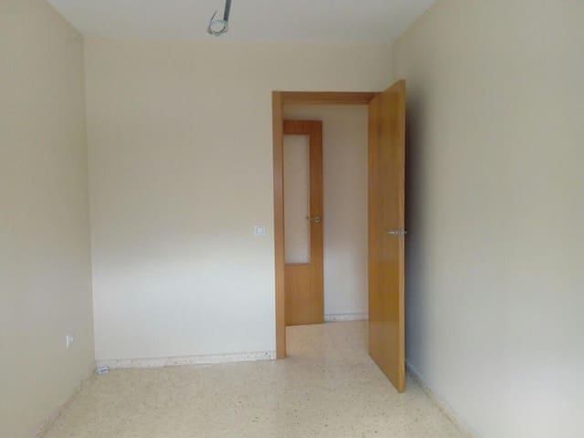 2 sovrum Lägenhet till salu i Gandia med garage - 66 700 € (Ref: 9529095)