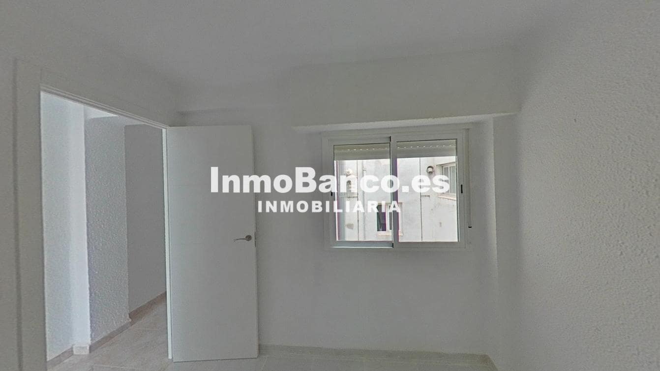 Piso de 2 habitaciones en València ciudad en venta - 143.500 € (Ref: 9532533)