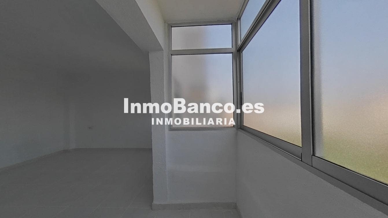 Piso de 2 habitaciones en València ciudad en venta - 143.500 € (Ref: 9532533)