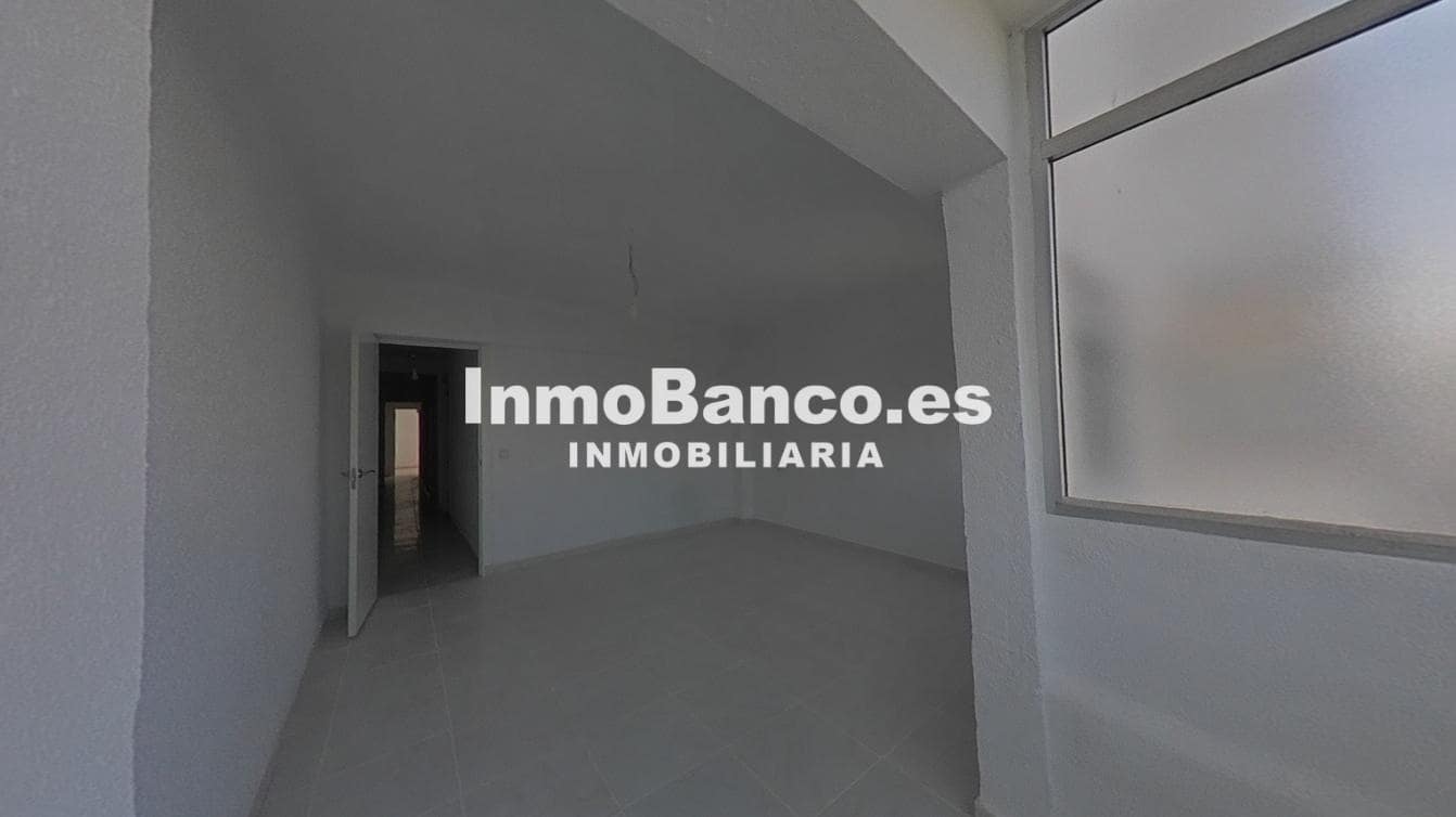 Piso de 2 habitaciones en València ciudad en venta - 143.500 € (Ref: 9532533)