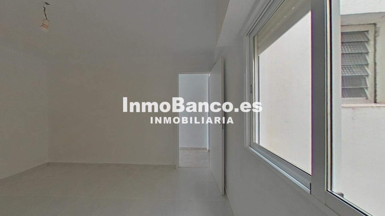 Piso de 2 habitaciones en València ciudad en venta - 143.500 € (Ref: 9532533)