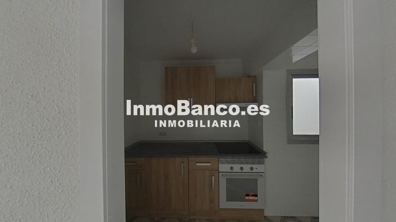 Piso de 2 habitaciones en València ciudad en venta - 143.500 € (Ref: 9532533)