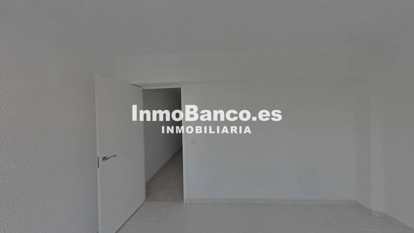 Piso de 2 habitaciones en València ciudad en venta - 143.500 € (Ref: 9532533)