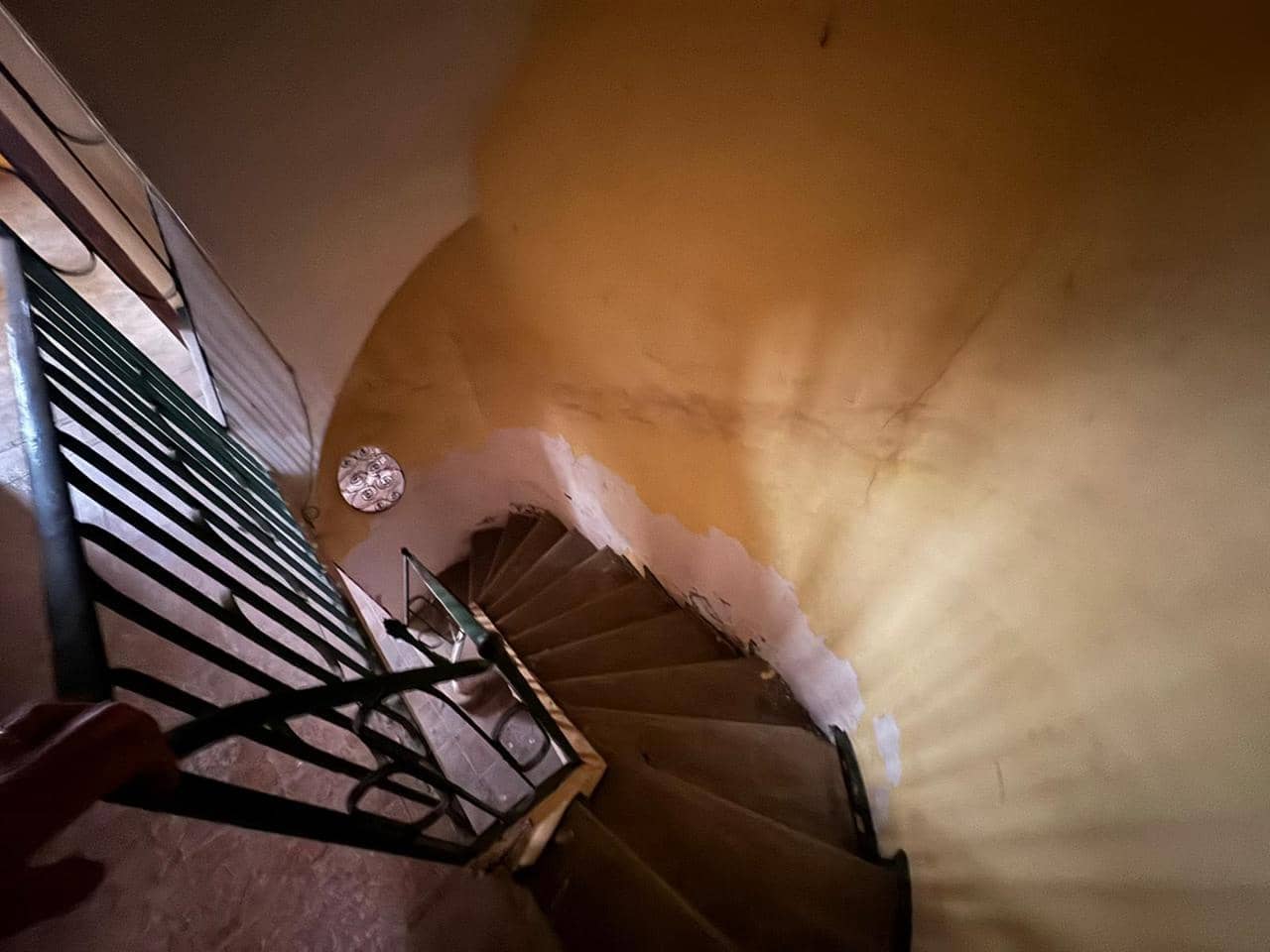 6 bedroom Villa for sale in Jerica - € 47,000 (Ref: 9532762)